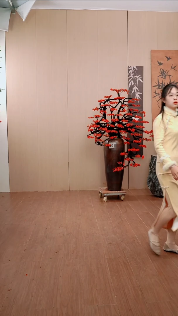完全开放林*磊三颗绿植的链接