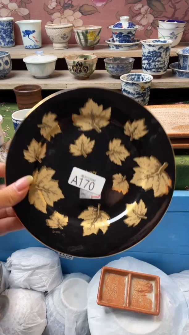 瓷片翩**舞瓷器瓷器瓷器A170