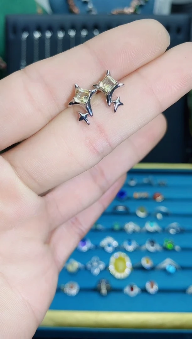 【闪购商品】黄晶耳饰银S925镶嵌1211