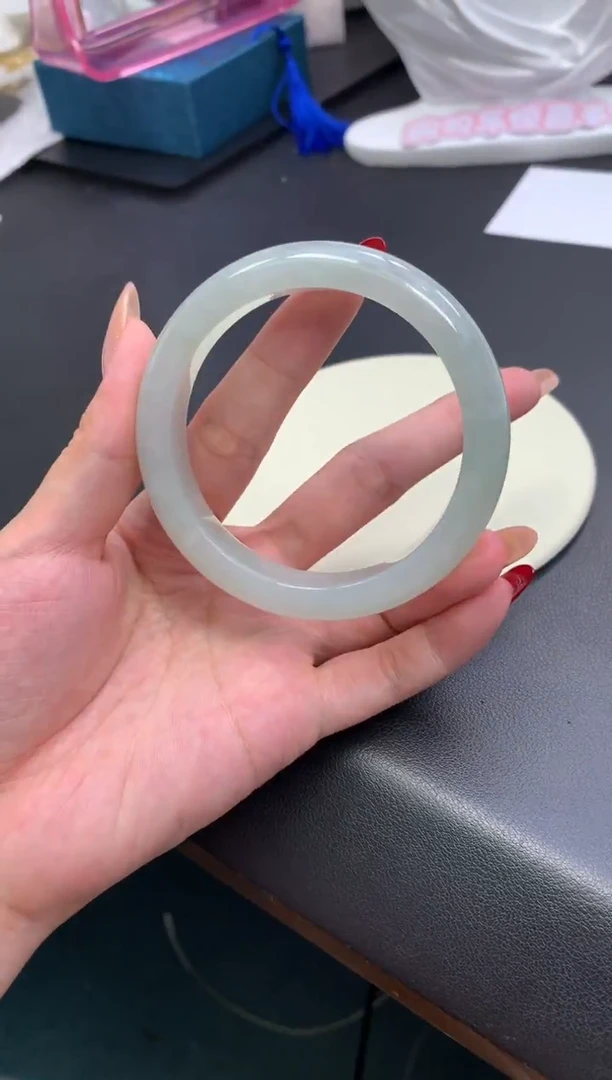 颈饰未镶嵌翡翠48小时鉴赏期 退货不扣服务费