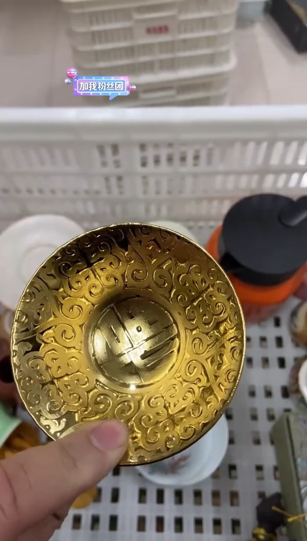 无运费险有瑕疵的摄影的产品有使用过的痕迹有点脏介意勿拍