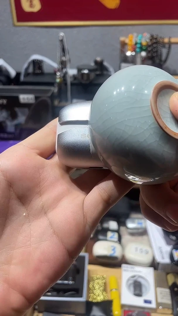 瓷片闪购商品 如图所示