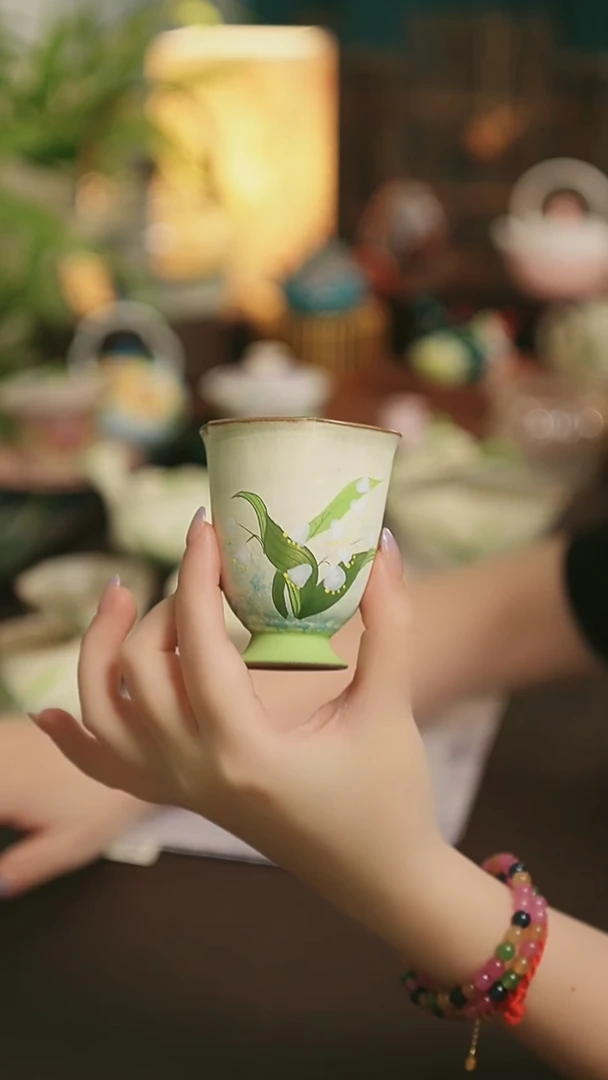 闪购陶瓷茶具 铃兰花  高足花口杯