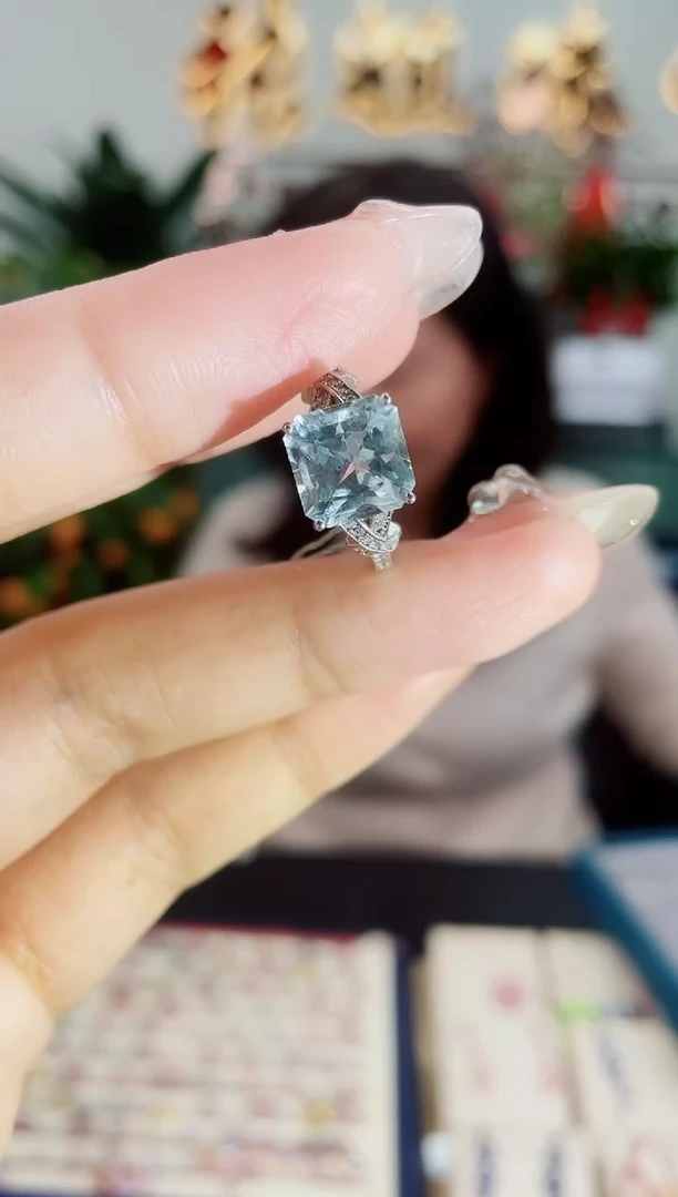 【闪购商品】海蓝宝石戒指银S925镶嵌戒指