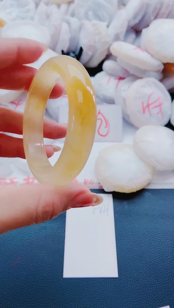 未镶嵌手镯石英质玉M121-54-55