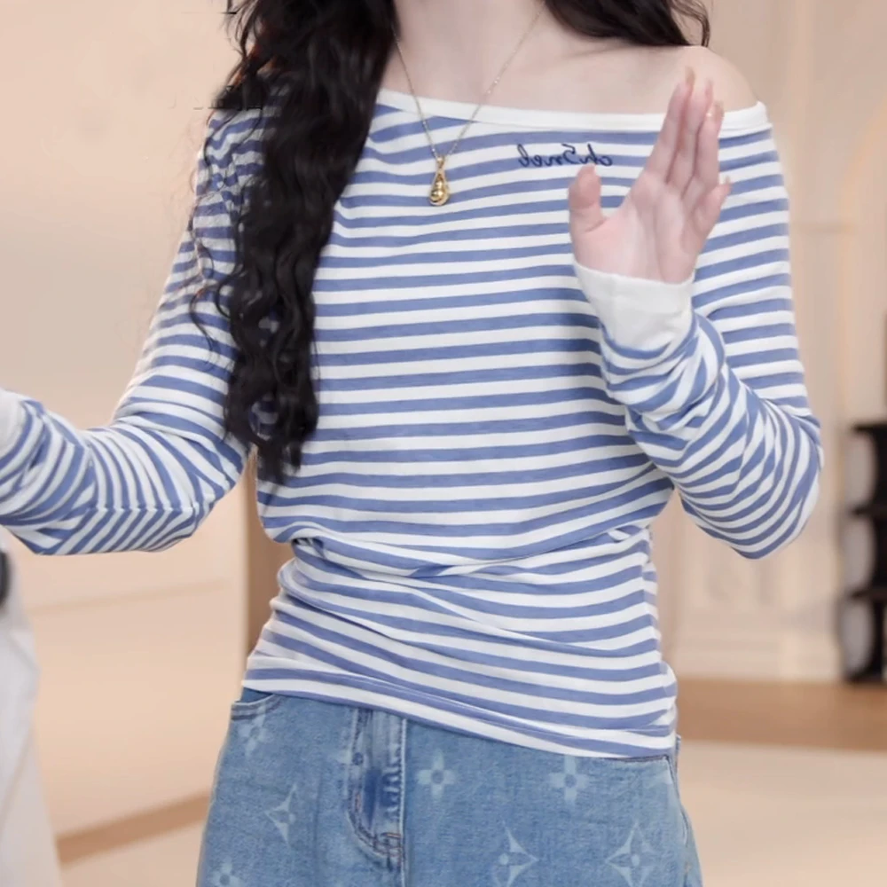 春夏百搭斜肩字母条纹长袖T恤露肩上衣女短款女装亮色潮流女装