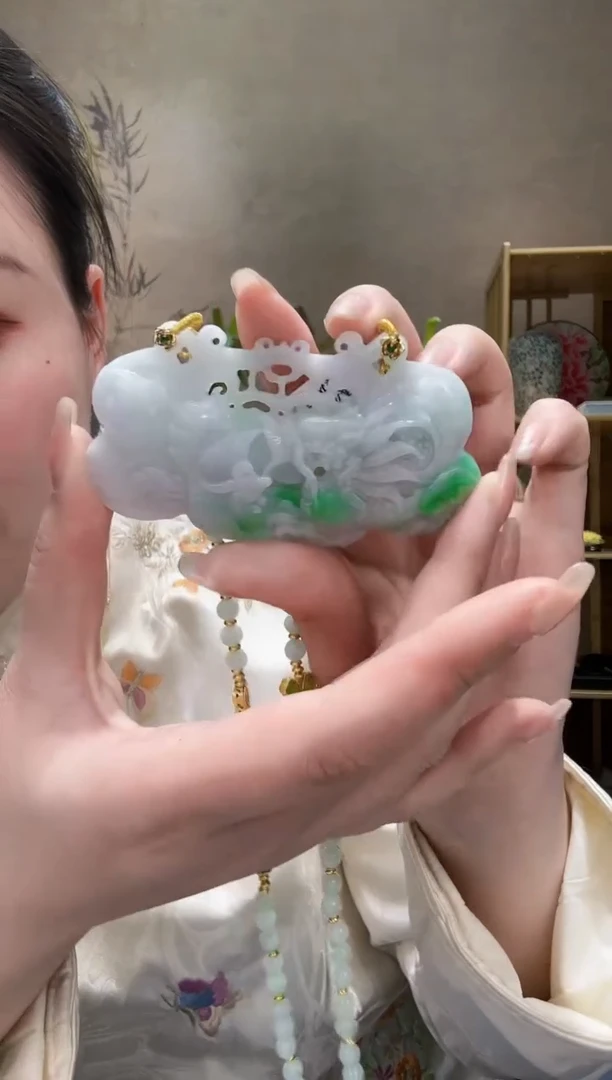 【闪购商品】翡翠耳饰未镶嵌吊坠