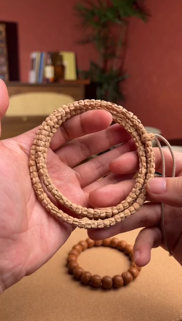 【闪购商品】柏香籽/百香籽手串021335