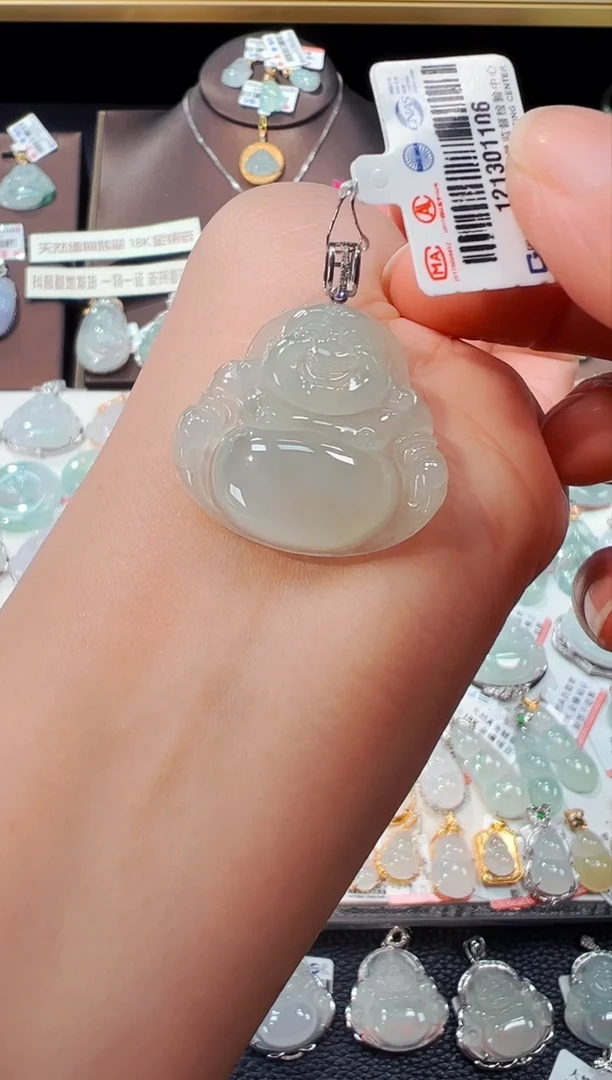 【闪购商品】翡翠吊坠(不含链)18K金镶嵌佛公吊坠1106