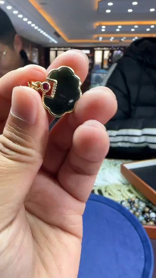 未镶嵌和田玉挂件【陆1218】04 7021