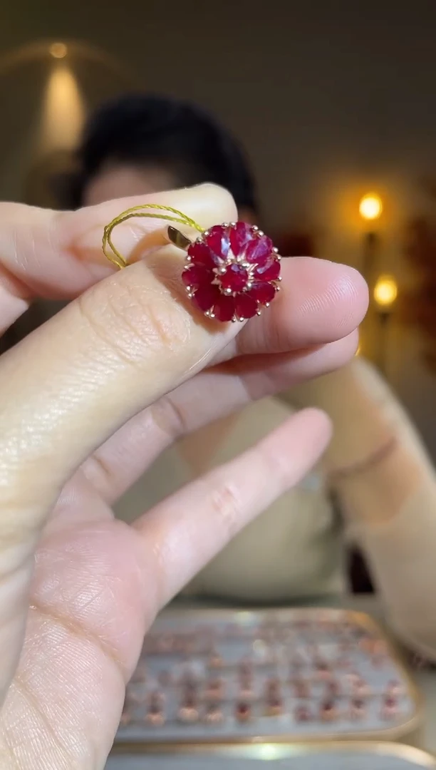 银S925镶嵌手饰红宝石手饰