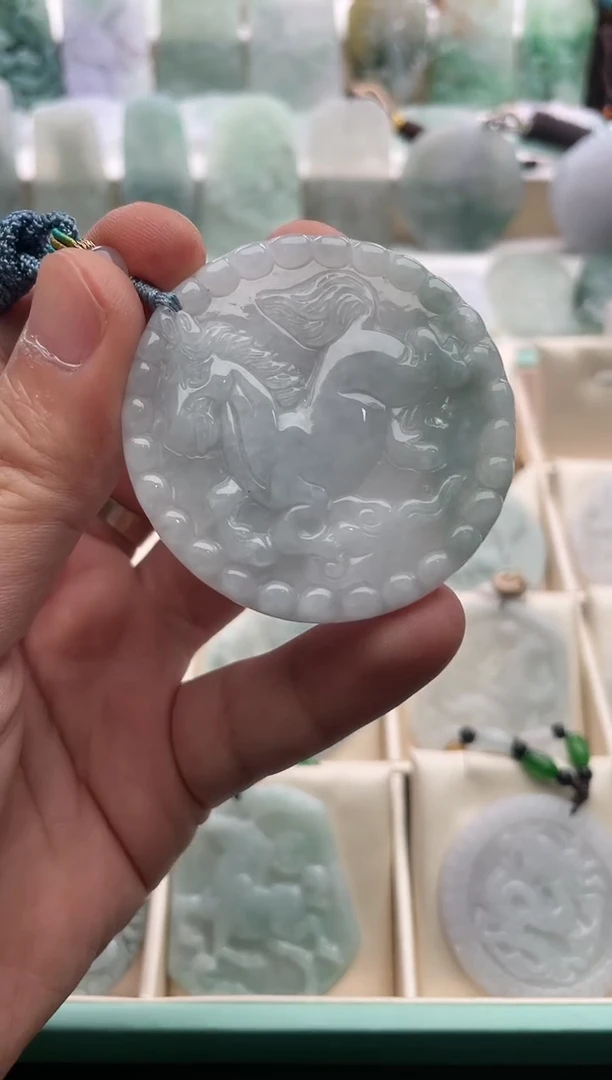 【闪购商品】翡翠颈饰未镶嵌..../2/26/ 122