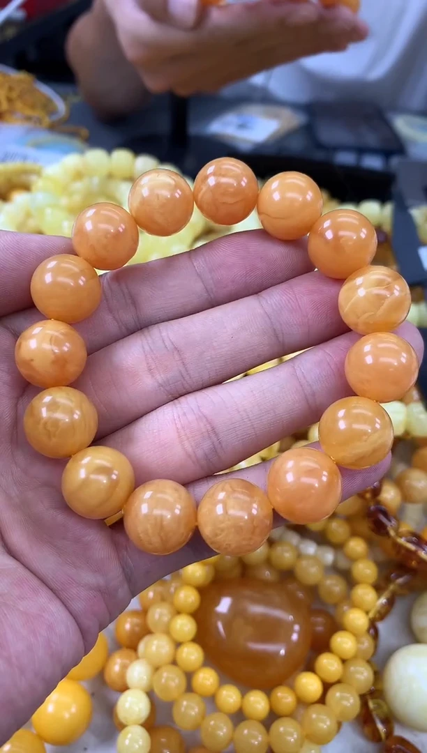 未镶嵌蜜蜡裸石手串