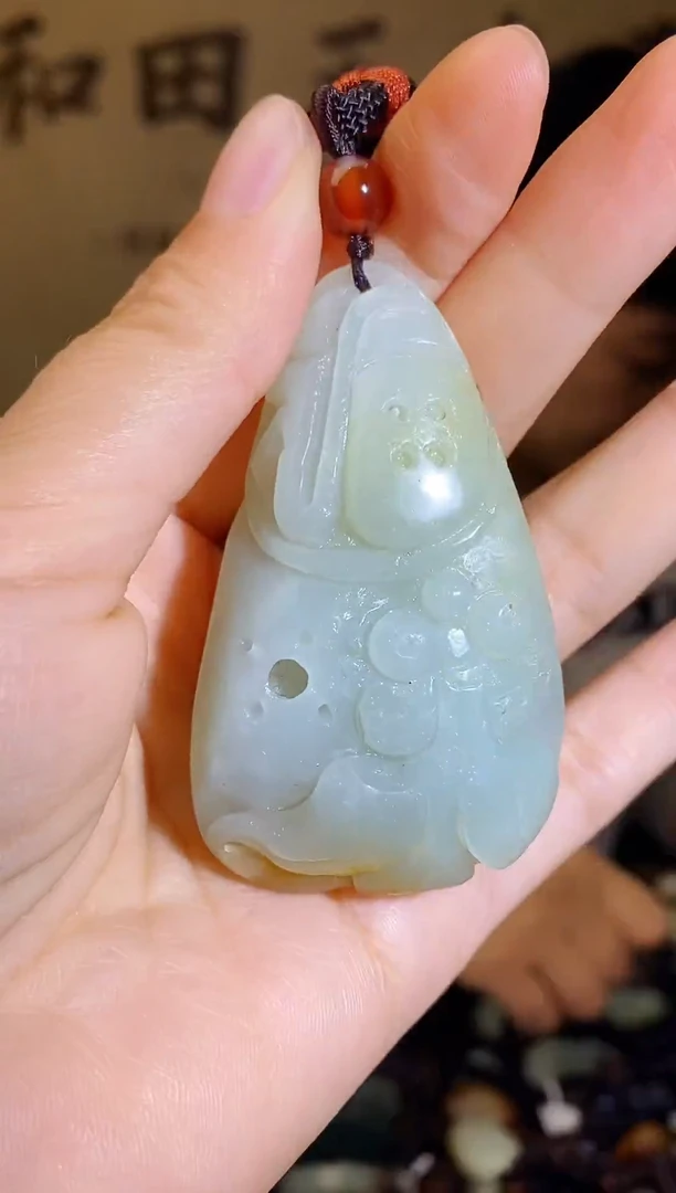 颈饰未镶嵌和田玉1