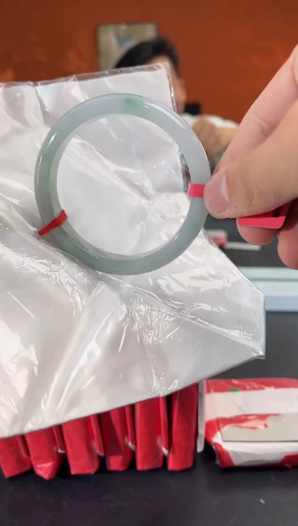 未镶嵌手镯翡翠翡翠手镯