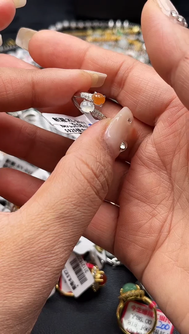 【闪购商品】翡翠戒指银S925镶嵌缅甸天然A货翡翠S925银镶嵌
