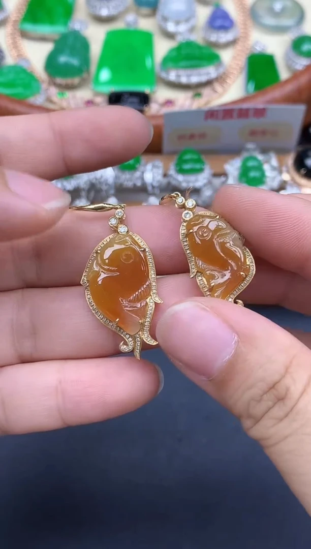 18K金镶嵌翡翠耳饰160-中国好珍宝