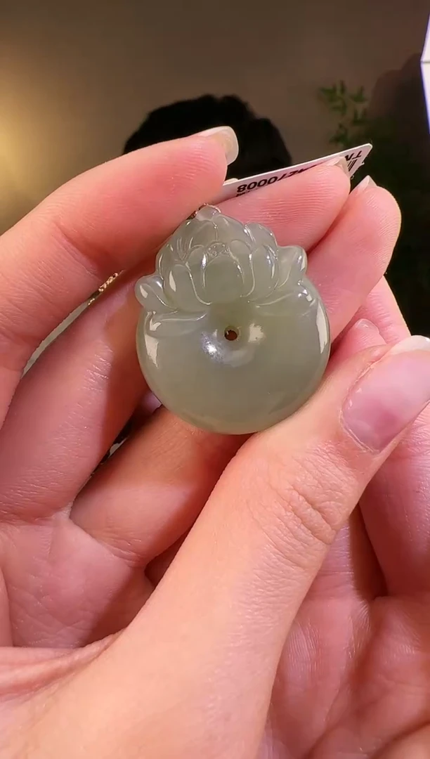 【闪购商品】和田玉颈饰未镶嵌扣hp