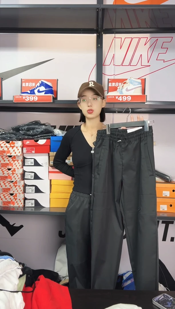 CZ8910黑色M115-130不退换