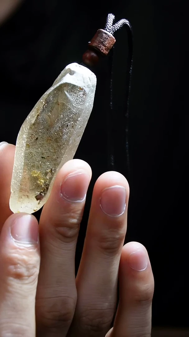 吊坠(赠链)未镶嵌水晶水晶