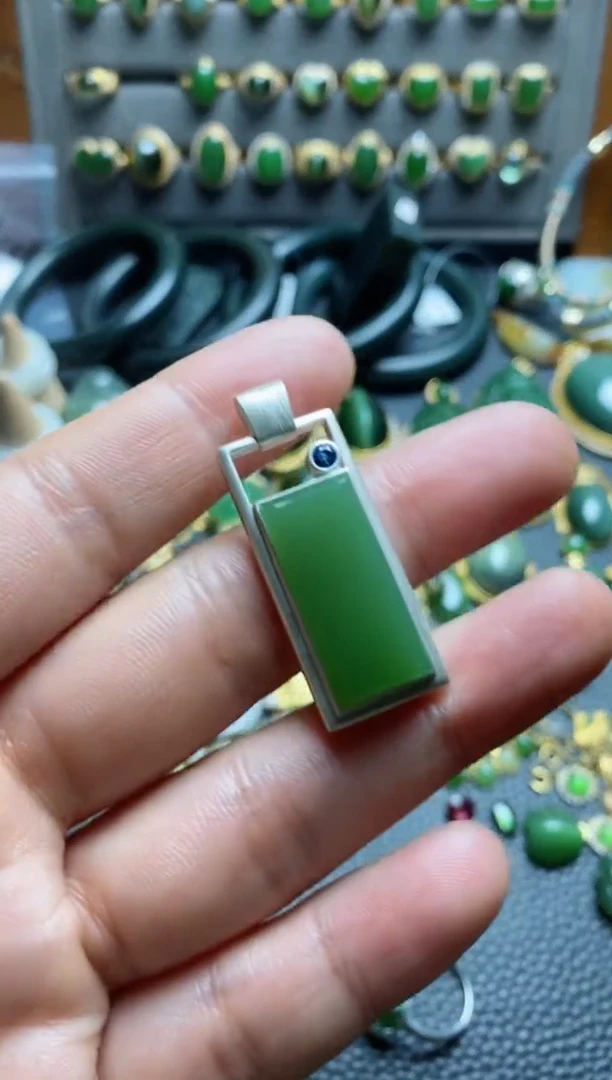 【闪购商品】和田玉吊坠银S925镶嵌吊坠