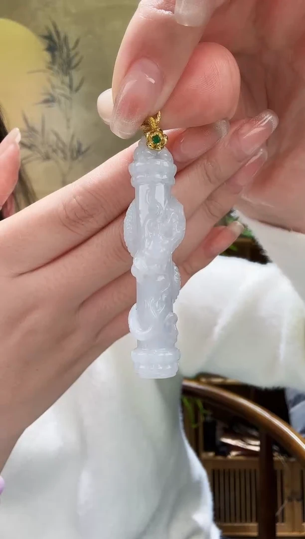 颈饰未镶嵌翡翠吊坠