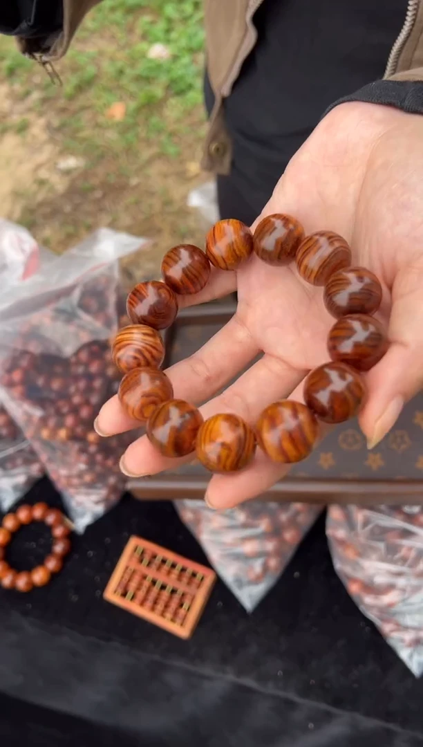 黄花梨/降香黄檀A014虎皮纹1.8圆珠手串128多样性一