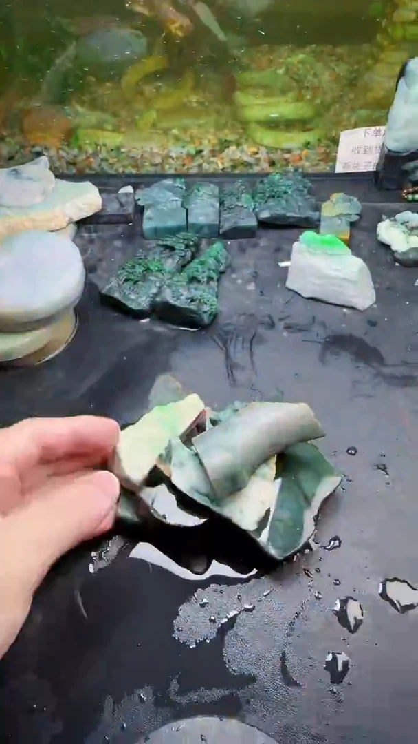 【闪购商品】翡翠颈饰未镶嵌236天然翡翠