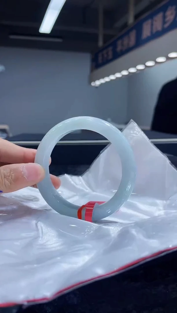 未镶嵌手镯翡翠9