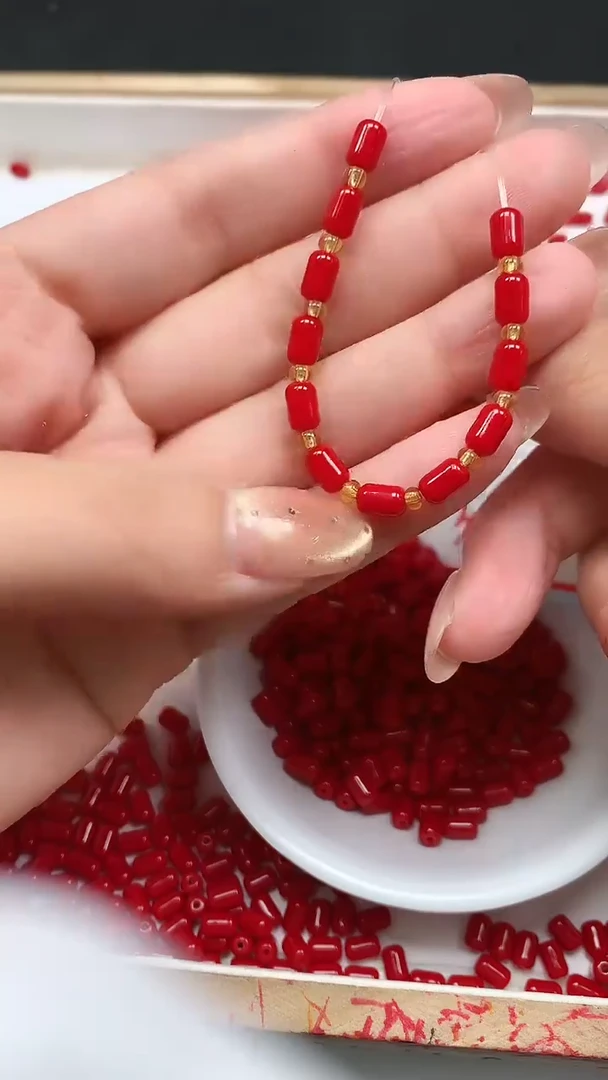 未镶嵌散珠南红玛瑙M956 锦红胶囊珠4*6mm30颗6.8元