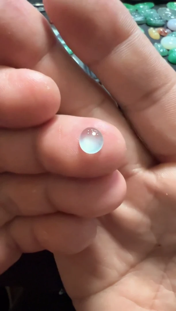 【闪购商品】翡翠挂件未镶嵌高冰蛋面