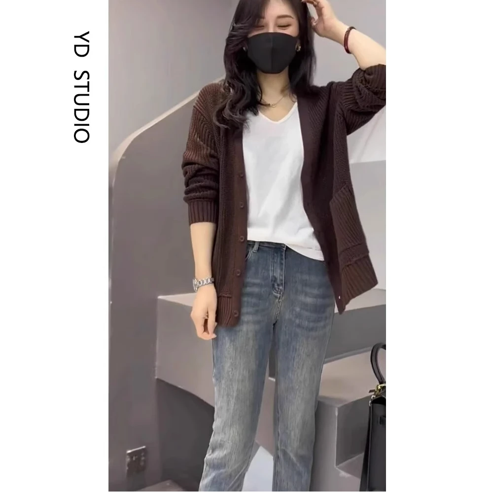 早秋新款2025小个子炸街时尚气质高级感茶系穿搭开衫牛仔裤两件套