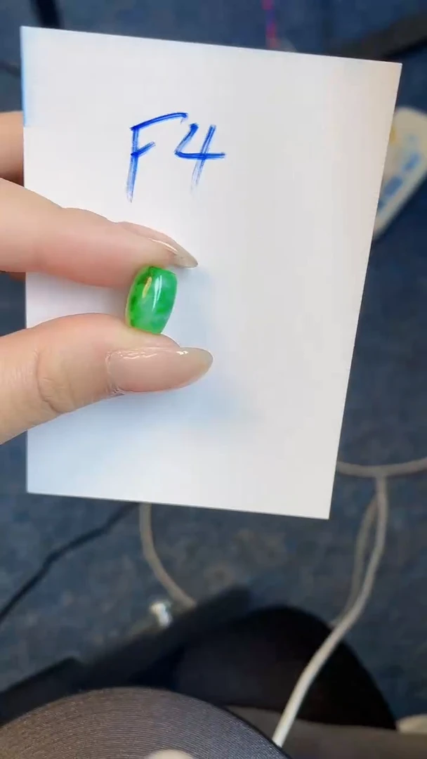 【闪购商品】翡翠颈饰未镶嵌00000000