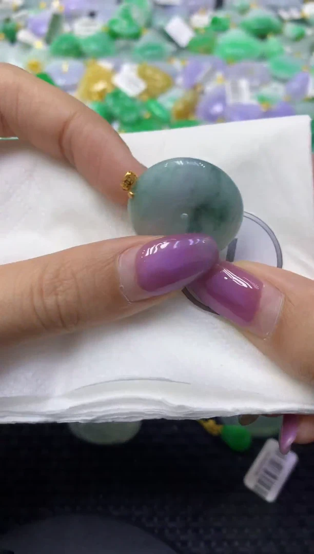 颈饰未镶嵌翡翠天然缅甸翡翠A货