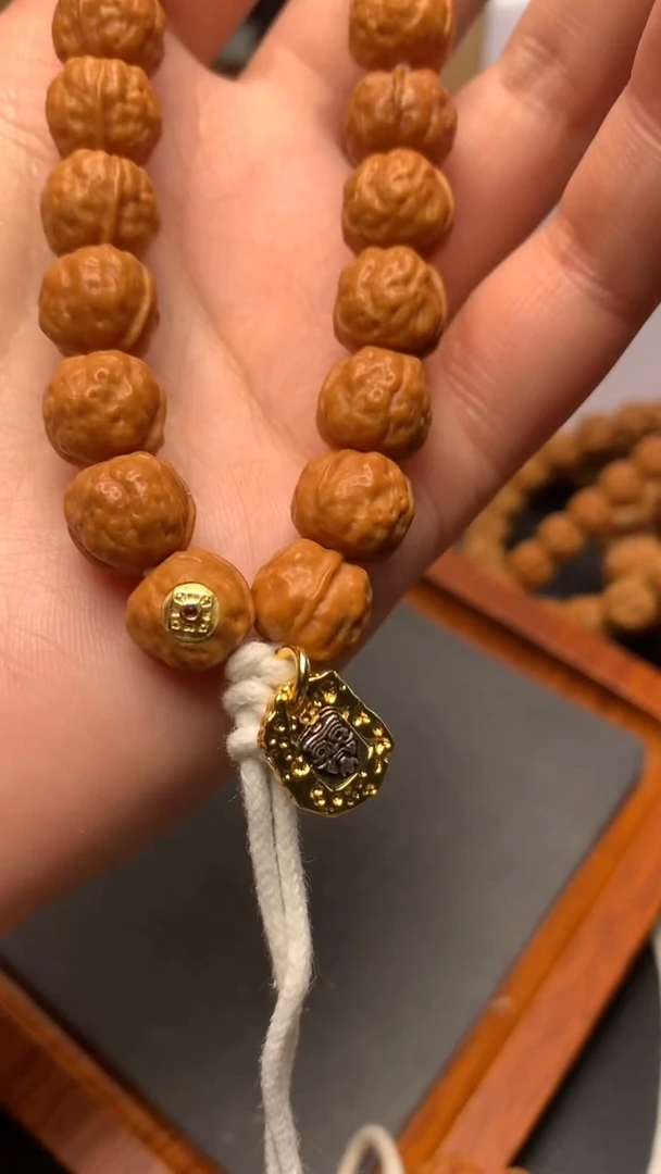 【闪购商品】猴头核桃手串11蟾宗