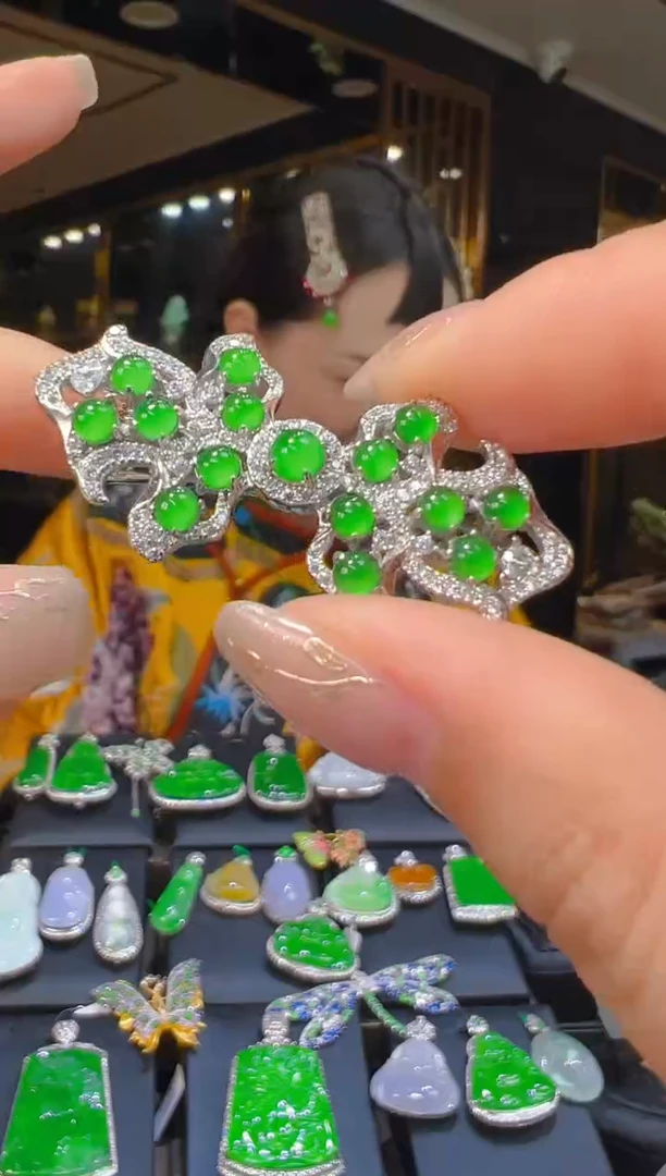 吊坠(不含链)银S925镶嵌翡翠063（多样性发其一）