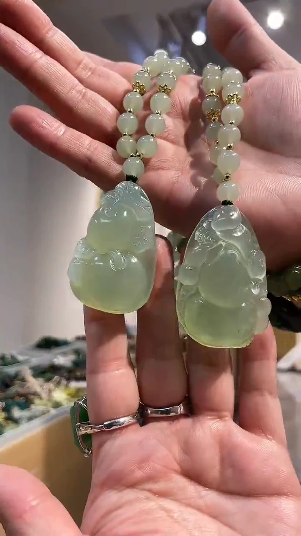 【闪购商品】岫玉颈饰未镶嵌吊坠多样式发货只发一个