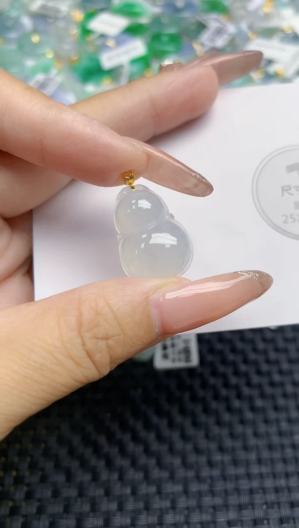 颈饰未镶嵌翡翠天然缅甸A货翡翠百元以上9元证书费自理