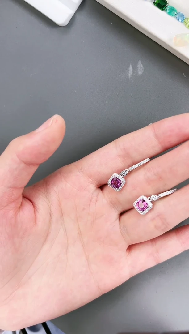 石榴石（紫牙乌）耳饰银S925镶嵌k111