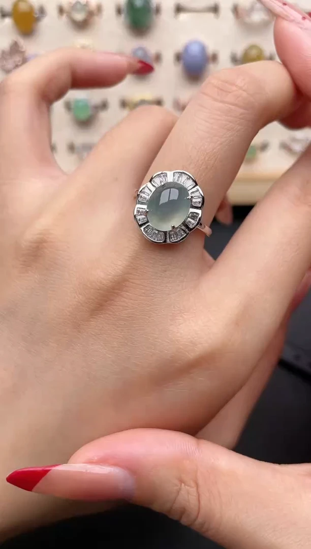 【闪购商品】翡翠戒指银S925镶嵌一物一证一礼盒