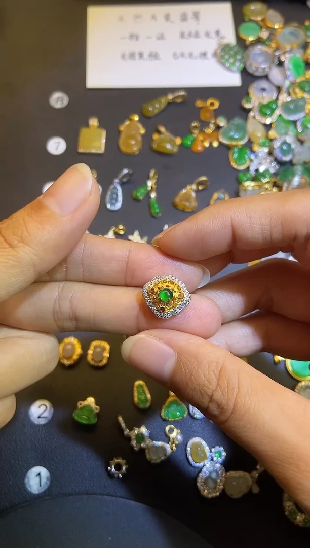 吊坠(不含链)银S925镶嵌翡翠1