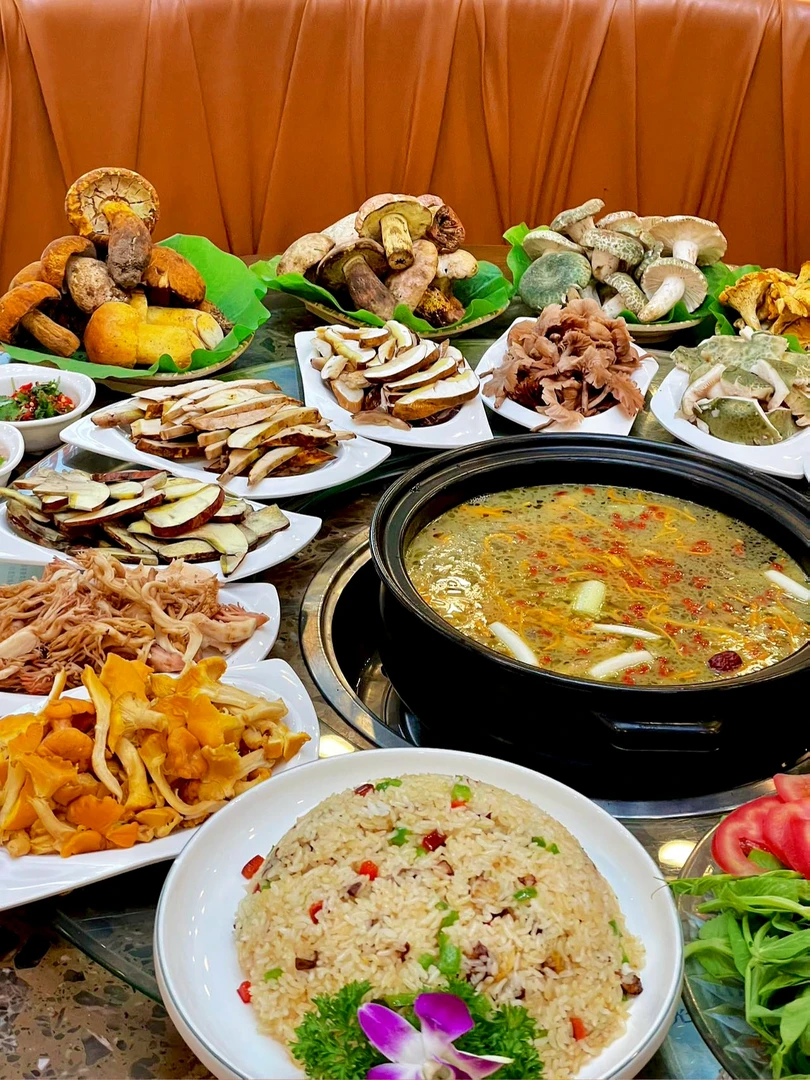 （野生菌火锅套餐）云南本地新鲜野生菌 顺丰冷链包邮