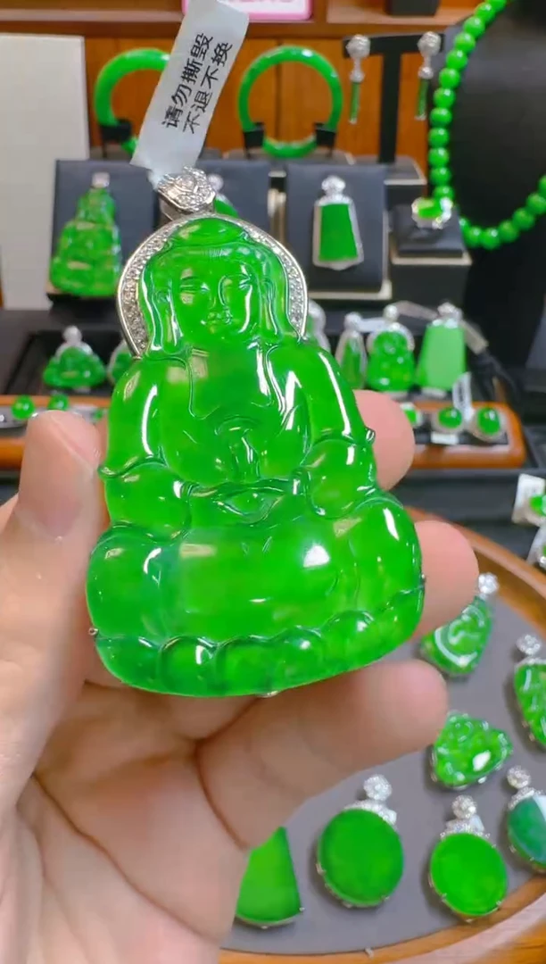 吊坠(赠链)银S925镶嵌翡翠天然A货翡翠