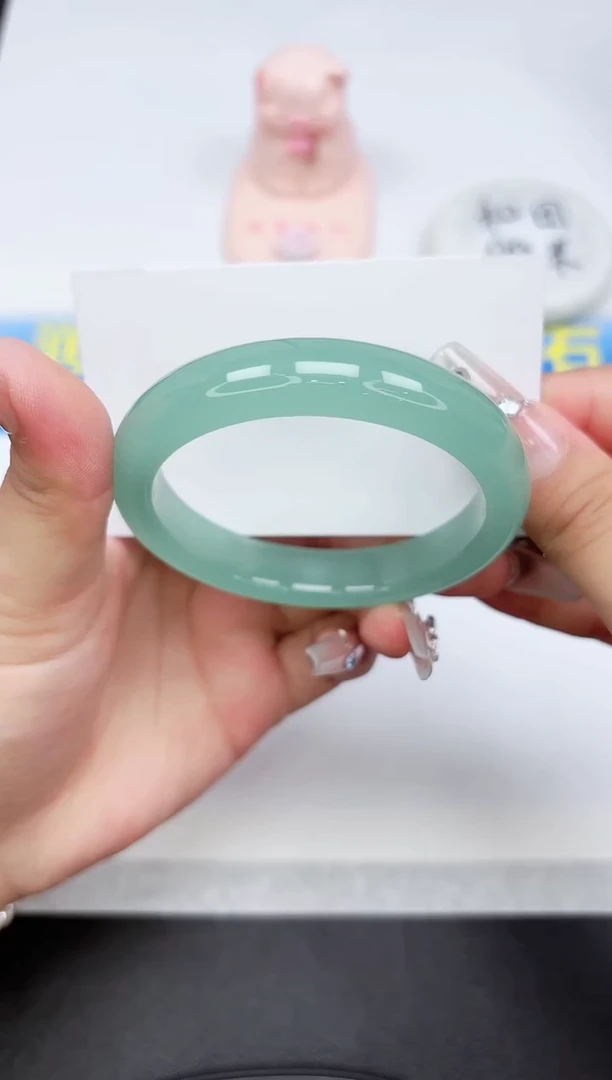 石英质玉手镯未镶嵌82-58.4