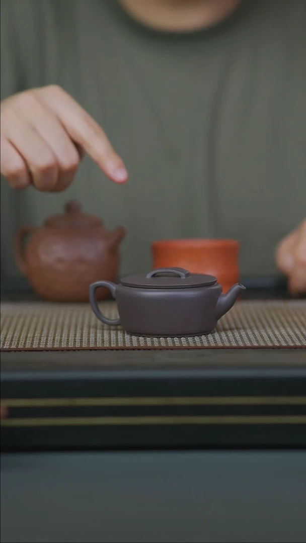 茶壶紫砂13-微瑕半手天青小小汉瓦100c