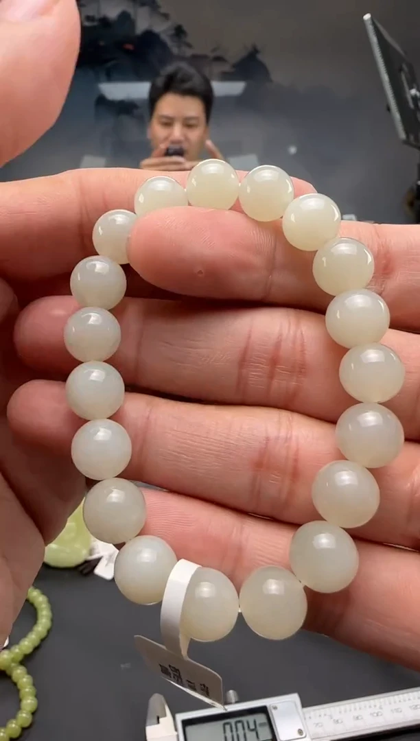 未镶嵌手串和田玉青白玉手串卡10