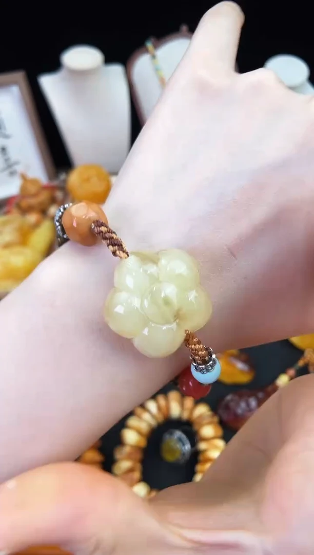 琥珀未镶嵌珠宝奇石柒月