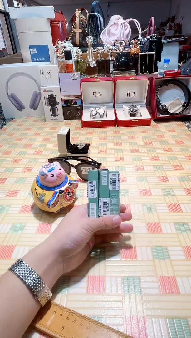 瓷片瓷器 库房到期 全部地板价@@1