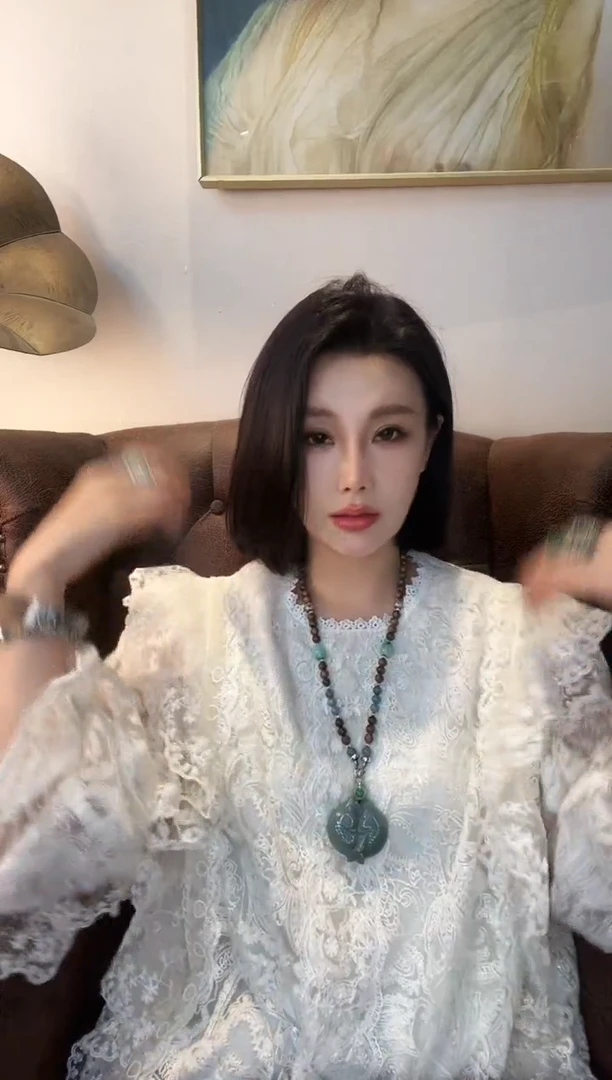 颈饰未镶嵌翡翠小****手翡翠E718