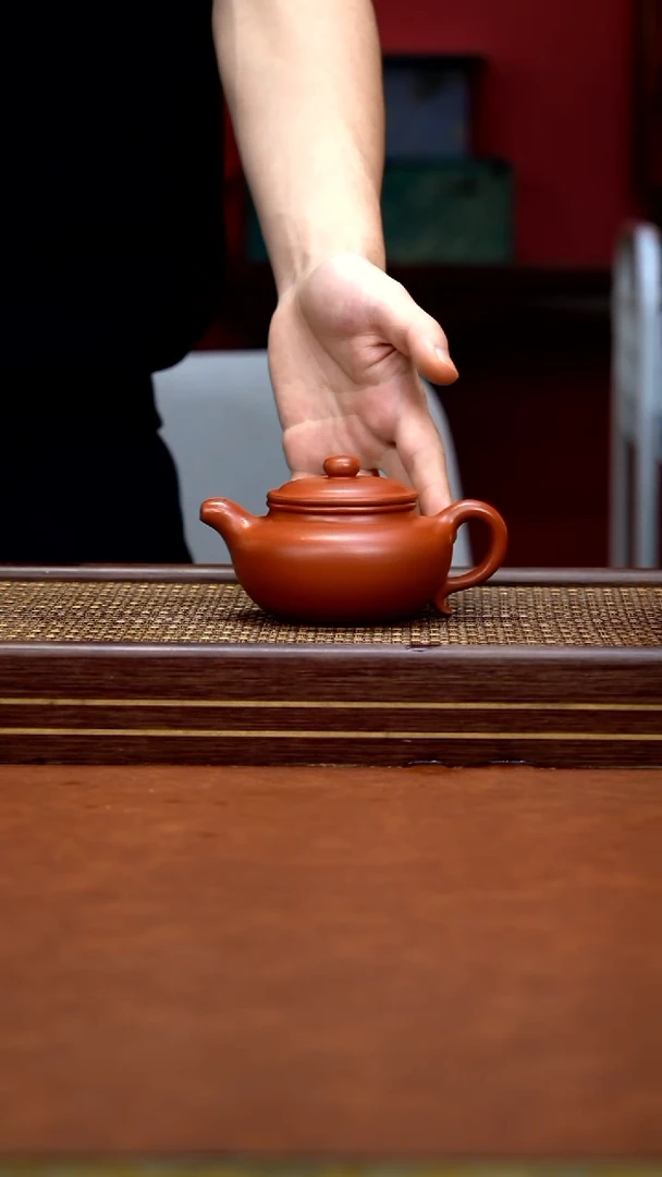 茶壶紫砂LCC  老朱泥   仿古  200cc   全手工